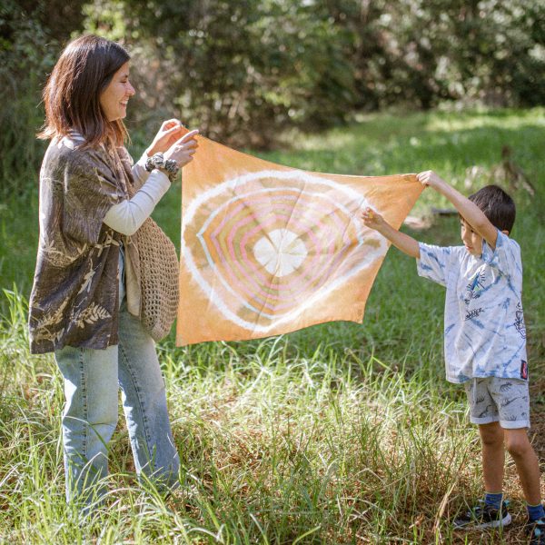 Taller tintes naturales en seda | Celebremos el día de la mamá - Imagen 6